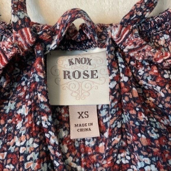 Knox Rose Bell Sleeve Floral Off the Shoulder Peasant Top - Picture 2 of 8